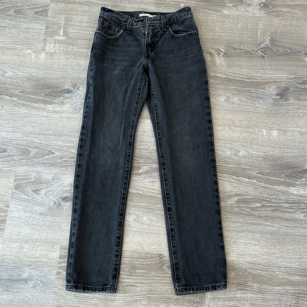 Levi Premium Black Jeans Middy Straight Size 24